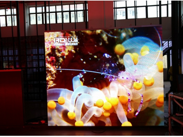 Indoor Pitch 3.91mm Rental LED Display in Aging Test